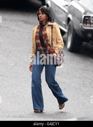 Halle Berry on the set of her new film Cloud Atlas which is currently being filmed in Glasgow. The film also stars Tom Hanks Stock Photo