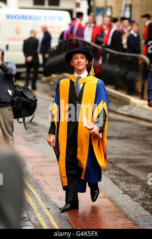 Horse Racing - Frankie Dettori Recieves an Honorary Degree - Guildhall Stock Photo