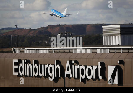 Edinburgh Airport to be sold Stock Photo