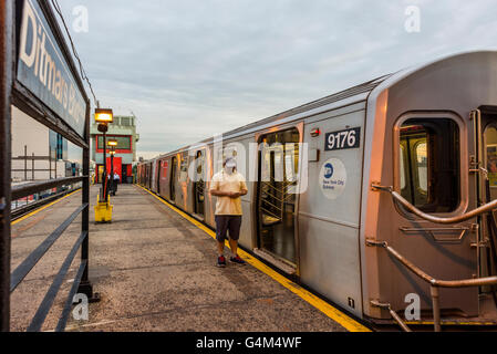 Astoria, NY, USA - End of the line at Ditmas Bouldvard elevated subway station ©Stacy Walsh Rosenstock Stock Photo