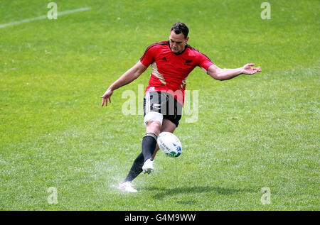 Rugby Union - Rugby World Cup 2011 - Final - France v New Zealand - New Zealand Training Session - Trusts Stadium. New Zealand's Israel Dagg during a training session at Trusts Stadium, Auckland, New Zealand. Stock Photo