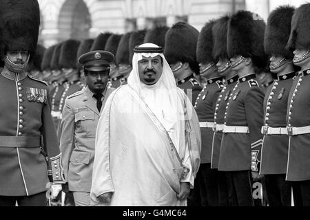 Saudi Arabia's Minister of Defence and Aviation, Prince Sultan bin Abdul-Aziz inspecting the Guard of Honour, the 1st Battalion, Coldstream Guards, outside the Ministry of Defence, Whitehall, before going inside to sign a Memorandum of Understanding for cooperation between the Royal Saudi Air Force and the Royal Air Force. Stock Photo