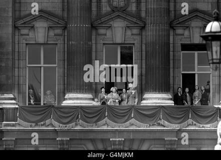 Prince Charles and Princess Anne join the Queen, Queen Mother, Princess Margaret and the Duke of Edinburgh in watching the fly-past by jet fighter squadrons of the Royal Auxiliary Air Force which followed the Trooping the Colour ceremony, from the balcony of Buckingham Palace. Stock Photo