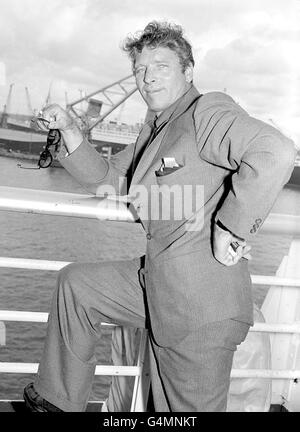 BURT LANCASTER 3/4 PORTRAIT 1958 Stock Photo