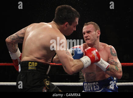 Paul Smith (left) in action with George Groves during the British and Commonwealth Super-middleweight Title fight at Wembley Arena, London. Stock Photo