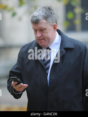 Football agent Ian Elliott arrives at Hull Crown Court, Hull. Stock Photo