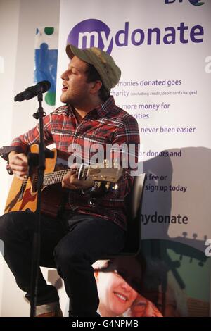 Matt Cardle performing at the BT Call Centre in the BT Tower, London during the 31st BBC Children in Need telethon. Stock Photo