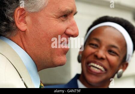 Foreign Office Minister Peter Hain during a meeting with South African High Commissioner Cheryl Carolus outside South Africa House in London. Stock Photo