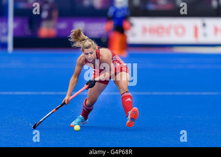 London, UK. 18th June, 2016.Geogie Twigg of Great Britain in action during the Hockey Women's Champions Trophy 2016 between the match of Great Britain and Argentina at Queen Elizabeth Olympic Park London. Credit:  Taka Wu/Alamy Live News Stock Photo
