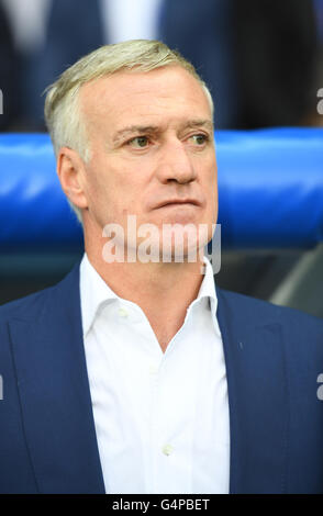 Lille, France. 19th June, 2016. Coach Didier Deschamps of France before the preliminary round match between Switzerland and France at Pierre Mauroy stadium in Lille, France, 19 June, 2016. Photo: Marius Becker/dpa/Alamy Live News Stock Photo