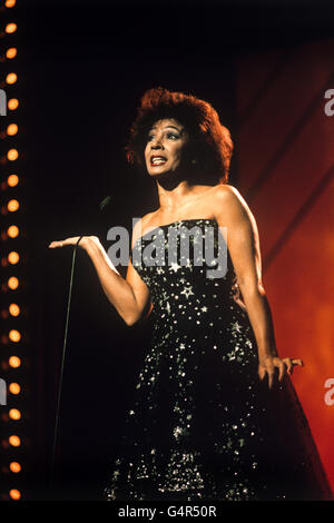 Welsh singer Shirley Bassey during rehearsals ahead of performing at the Royal Variety Performance in front of Queen Elizabeth II and Prince Philip, Duke of Edinburgh. This was Shirley Bassey's first performance since the tragic death of her daughter Samantha. She said her voice disappeared and she had to have singing lessons for the first time in her life to get her voice back. Stock Photo