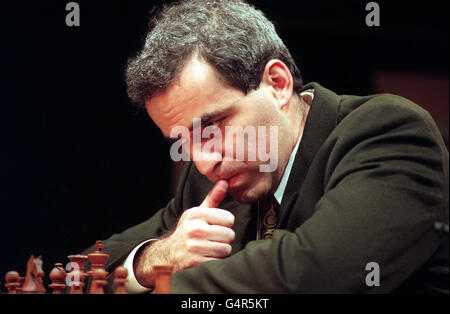 World Chess champion Gary Kasparov contemplates his next move against the Pentium procecessor based PC with Fritz4 software, in the deciding match of Man v Machine, in London. The machine beat Kasparov in 1994, but he went on to avenge his defeat in May 1995. Stock Photo