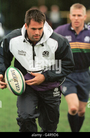 Kenny Logan shows some finger tip control as he trains with the Scottish squad at Marr Rugby Club, Troon, ahead of their opening Rugby World Cup match against South Africa at Murrayfield. Stock Photo