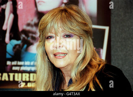 Hammer Horror actress Ingrid Pitt at the opening of Collect '99 at Wembley Exhibition Centre in London. Collect '99 is an exhibition with items ranging from models to stamps, to autographs and TV and Film memorabilia. Stock Photo