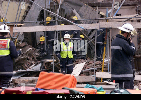 Building collapse Bootle Stock Photo - Alamy