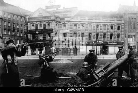 FREIKORPS DURING THE GERMAN REVOLUTION : 1919 Stock Photo