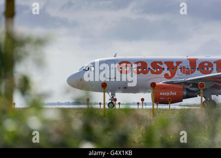 EasyJet Airline Airbus A319 aircraft Reg G-EZBX lined up for takeoff. Stock Photo