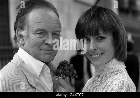 Actress Liz Robertson who will play Eliza in Cameron Mackintosh's new production of 'My Fair Lady' , with actor Tony Britton who will play her mentor Professor Higgins. The production opens at Leicester's Haymarket Theatre in November 1978. *The play is sponsored by the Arts Council and Moss Empires as part of their campaign to keep provincial theatres alive. Stock Photo