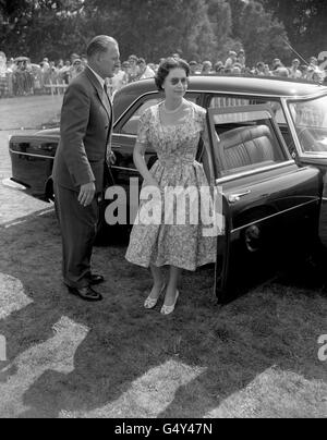 Queen Elizabeth II arriving in her own Rover car at Smith's Lawn, Windsor Great Park, to watch polo at the Household Brigade Club. Stock Photo