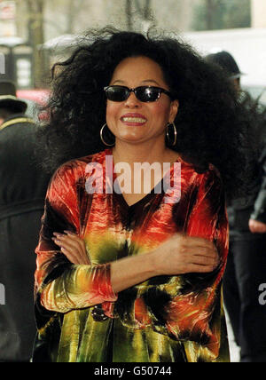 American singer Diana Ross arriving for The Pride of Britain Awards, at the Hilton Hotel in London. The awards pay tribute to those who have most inspired the nation over the past 12 months with their extraordinary courage, heroism or outstanding achievement. *29/06/2002 The Prince of Wales was being serenaded by pop diva Diana Ross at a star-studded charity concert. Rod Stewart, Dame Shirley Bassey, Ronan Keating and Gabrielle are the other stars on the bill at the Picnic in the Park event in London's Hyde Park in aid of the Prince's Trust. Ross has promised to dedicate one of her songs to Stock Photo