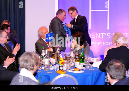 Rugby Union - RBS 6 Nations Championship 2012 - Scotland v France - Murrayfield. Scottish Rugby President Ian McLauchlan (l) with Alan Lawson Stock Photo