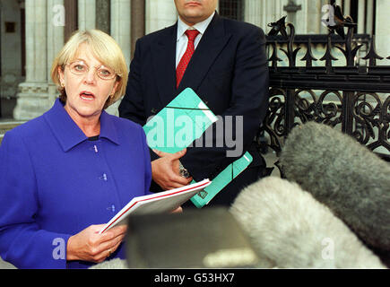 Dianne Thompson, Chief Executive designate of Camelot, outside the High Court in London. Negotiations between the Lottery Commission and Sir Richard Branson's People's Lottery have been put on hold pending a legal challenge by Camelot. Stock Photo