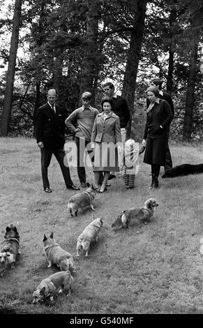 Royalty - Royal Family - Balmoral Castle Stock Photo - Alamy