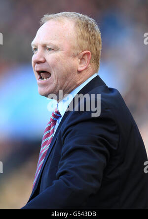 Soccer - Barclays Premier League - Aston Villa v Sunderland - Villa Park. Aston Villa's manager Alex McLeish Stock Photo