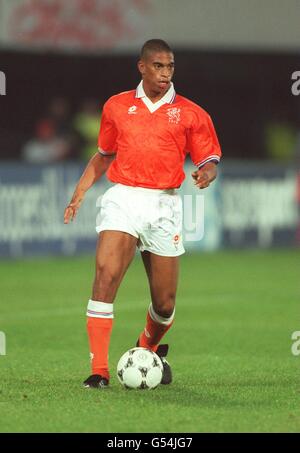 Soccer - UEFA Euro 1996 qualifying Group 5 - Netherlands v Belarus - De Kuip, Rotterdam. MICHAEL REIZIGER, NETHERLANDS Stock Photo