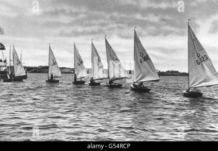 Olympic Games - Berlin 1936 - Sailing - Kiel. The smallest class of boats, the Olympic-(one-man) dinghies awaiting the signal for the start of their race. Stock Photo