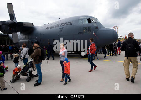 Lask, Poland. 26th September, 2015. C-130 Hercules of Polish Air Force ©Marcin Rozpedowski/Alamy Stock Photo Stock Photo