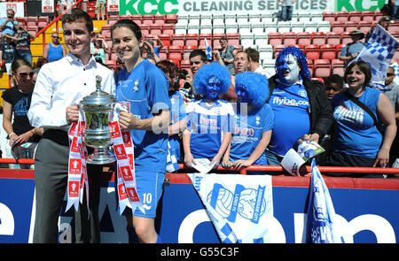 Soccer - Women's FA Cup - Final - Birmingham City Ladies v Chelsea Ladies - Ashton Gate. Birmingham City's Karen Carney (2nd from left) celebrates with the fans after their win over Chelsea in The FA Women's Cup Final 2012. Stock Photo