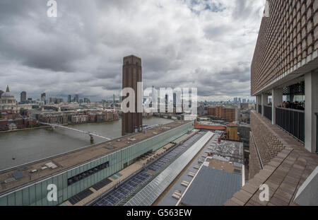 The Tate Modern, London UK. 14th June 2016. The world’s most popular gallery presents the new Switch House to the press. Credit: Malcolm Park Stock Photo