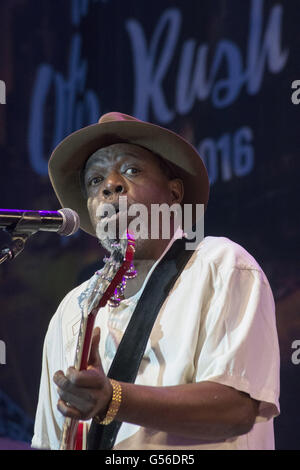 Chicago, IL, USA. 12th June, 2016. The 33rd annual Chicago Blue's Festival from June 10-12 had a stellar line-up this year. The Festival gave tribute to legendary blues guitarist Otis Rush. On Sunday night, Otis Rush appeared on stage, along with Chicago Mayor Rahm Emanuel who declared June 12th as Otis Rush Day in Chicago. The Festival culminated with music played by Otis's friends and other notable musicians who influenced his career. Pictured: Lurrie Bell © Karen I. Hirsch/ZUMA Wire/Alamy Live News