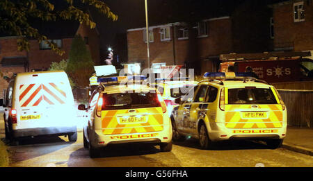 Christchurch, Dorset, UK. 20th June, 2016. Dorset Police were called at 9.17pm today, Monday 20 June 2016, by the fire service to reports of a fire at an address in Druitt Road in Christchurch.  Initially it was reported that two children were still inside the address but it was quickly identified that they were staying with family elsewhere.  A puppy has been taken to a veterinary clinic for treatment.  An investigation is under way to establish the exact cause of the fire and a cordon is in place. Credit:  uknip/Alamy Live News Stock Photo