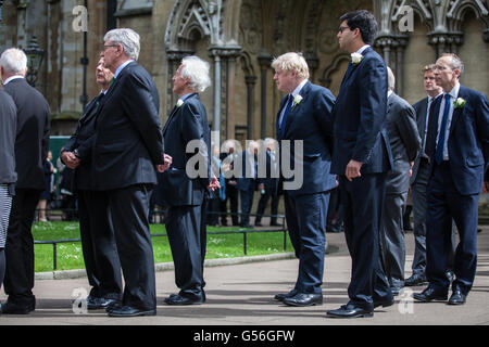 London, UK. 20th June, 2016. Boris Johnson MP and Andy Slaughter MP arrive at St Margarets Church in Westminster, together with other MPs and Members of the House of Lords, for a special service in memory of Jo Cox. All attendees wore white roses. Jo Cox was killed in her constituency of Batley and Spen on 16th June. Credit:  Mark Kerrison/Alamy Live News Stock Photo