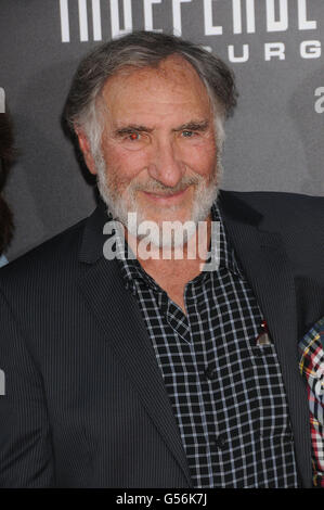 Los Angeles, California, USA. 20th June, 2016. June 20th 2016 - Los Angeles California USA - Actor JUDD HIRSCH at the Independence Day Resurgence Premiere held at the TCL Chinese Theater IMAX Hollywood. © Paul Fenton/ZUMA Wire/Alamy Live News Stock Photo