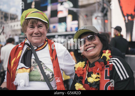 Berlin, Berlin, Germany. 21st June, 2016. German supporters cheer at fan zone in Berlin ahead of Germany vs Northern Ireland. Credit:  Jan Scheunert/ZUMA Wire/Alamy Live News Stock Photo