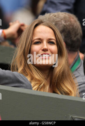 Kim Sears, girlfriend of Great Britain's Andy Murray as he defeats ...