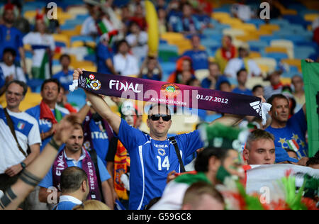 Soccer - UEFA Euro 2012 - Final - Spain v Italy - Olympic Stadium. An Italian fan with his Final scarf Stock Photo