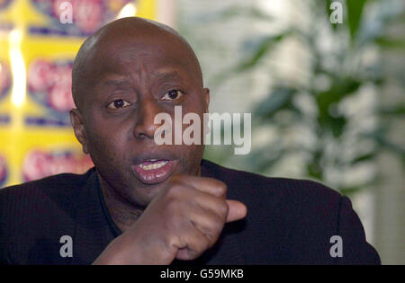 British Heavyweight World boxing champion Lennox Lewis' business manager Adrian Ogun at a press conference announcing Lewis' fight against heavyweight challenger Hasim Rahman in Johannesburg, South Africa, on 21/04/01. Stock Photo