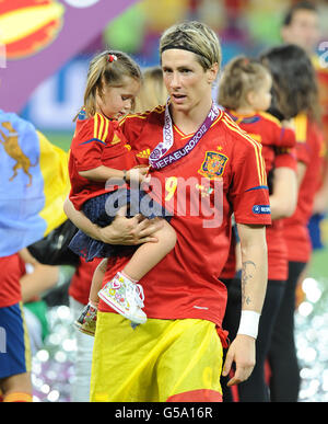 Soccer - UEFA Euro 2012 - Final - Spain v Italy - Olympic Stadium. Spain's Fernando Torres with his daughter Nora Stock Photo