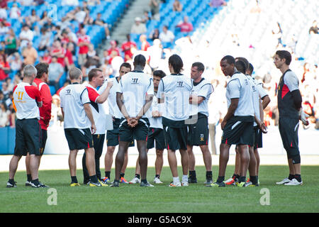 Liverpools Manager, Brendan Rodgers talks with players during a training seesion ahead of their match against Toronto FC Stock Photo