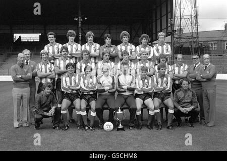 SUnderland squad for the 1980-81 season. (back l-r) Joe Bolton, Gordon ...