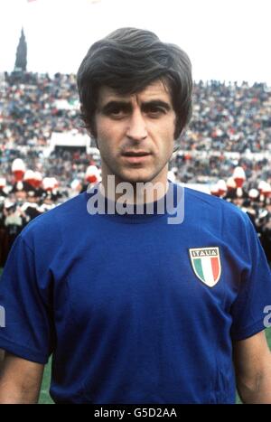 Soccer - World Cup Qualifier - Group Two - Italy v Switzerland. Gianni Rivera, Italy Stock Photo