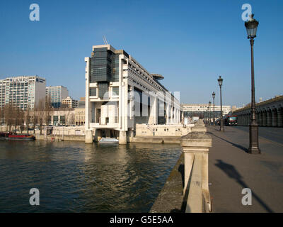 Ministry of Finance, Pont de Bercy, Seine, Paris, France, Europe Stock Photo
