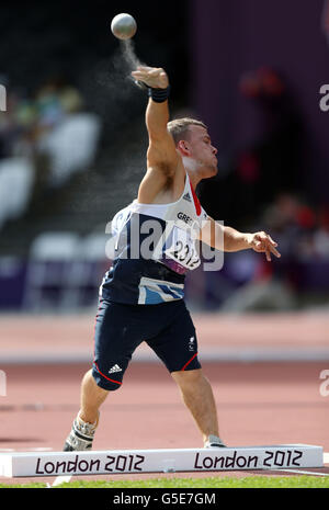 Great Britain's Kyron Duke during the Men's Shot Put F40 category in the Olympic Stadium, London. Stock Photo