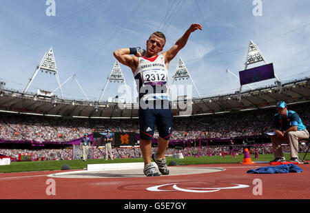 Great Britain's Kyron Duke during the Men's Shot Put F40 category in the Olympic Stadium, London. Stock Photo