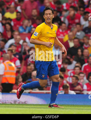 Soccer - Barclay's Premier League - Arsenal v Southampton - Emirates Stadium. Southampton's Maya Yoshida Stock Photo