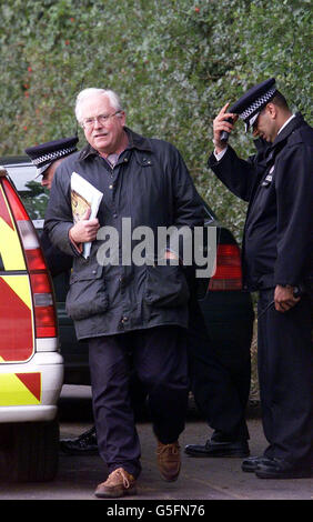 Micheal Stone defence council William Clegg at the scene where Lin and Megan Russell were battered to death in a frenzied hammer attack, and where the nine men and three women jurors in the trial of the accused, Michael Stone were visiting. Stock Photo